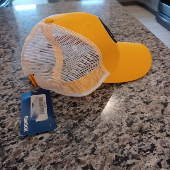 Reebok NHL Boston Bruins Cap Hat Mesh Trucker NEW - Picture 2 of 6